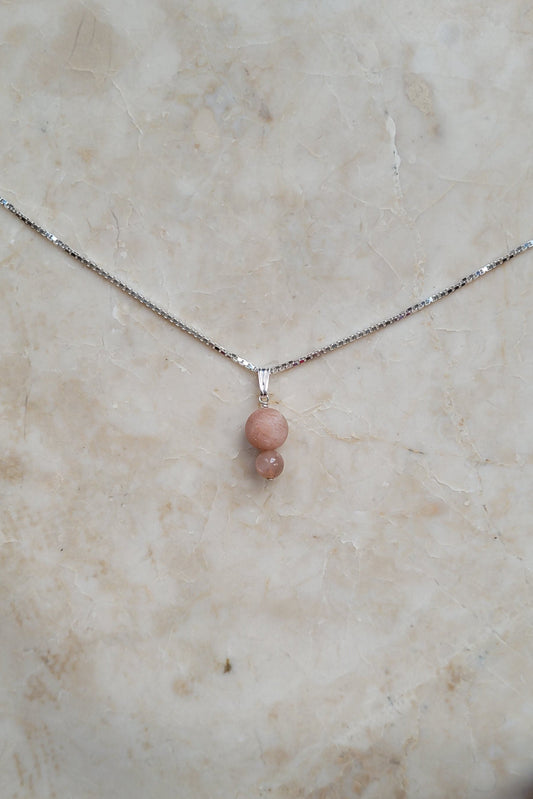 Sunstone Pentant Necklace