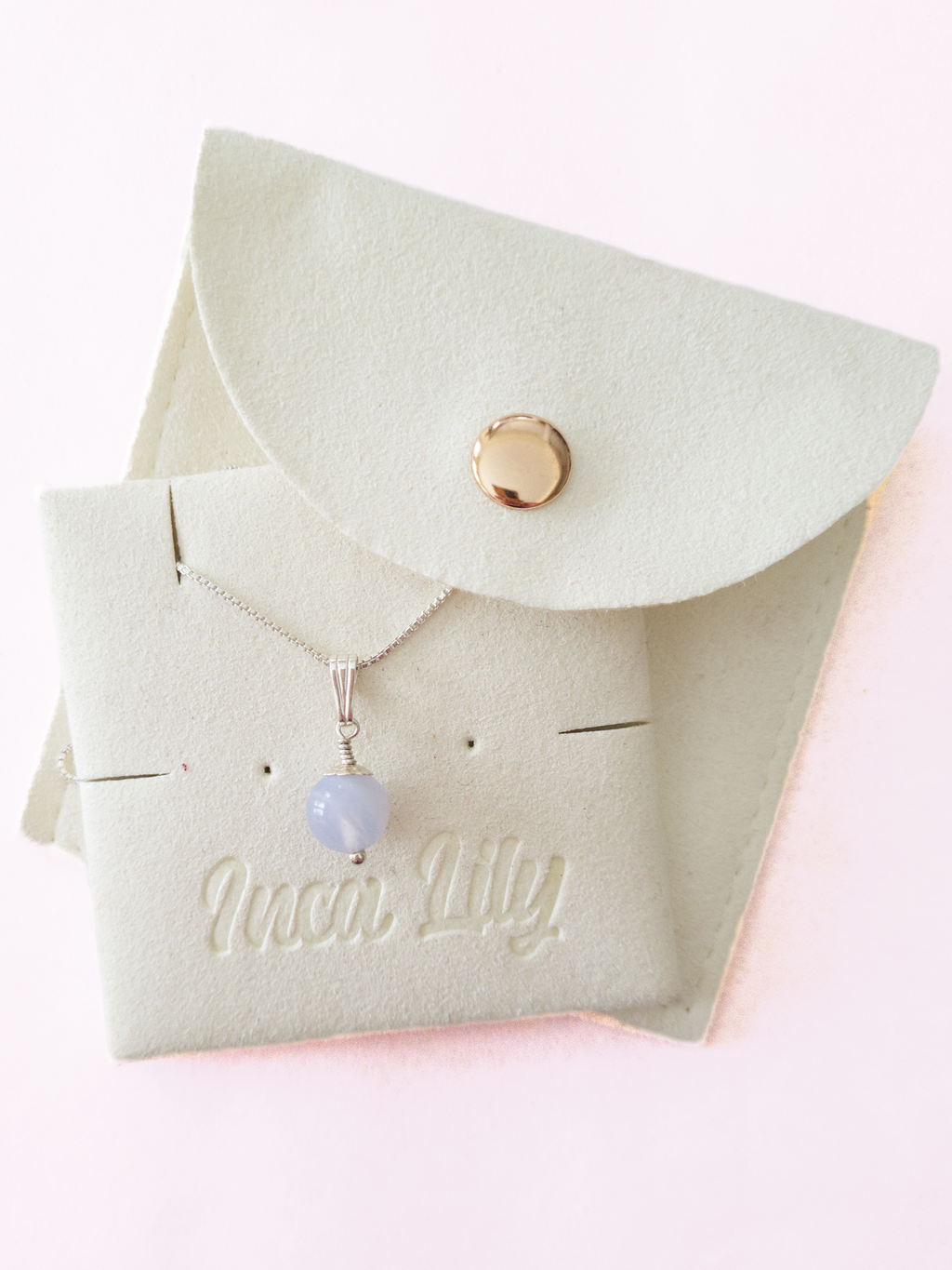 Elegant Gemstone Pendant Necklace