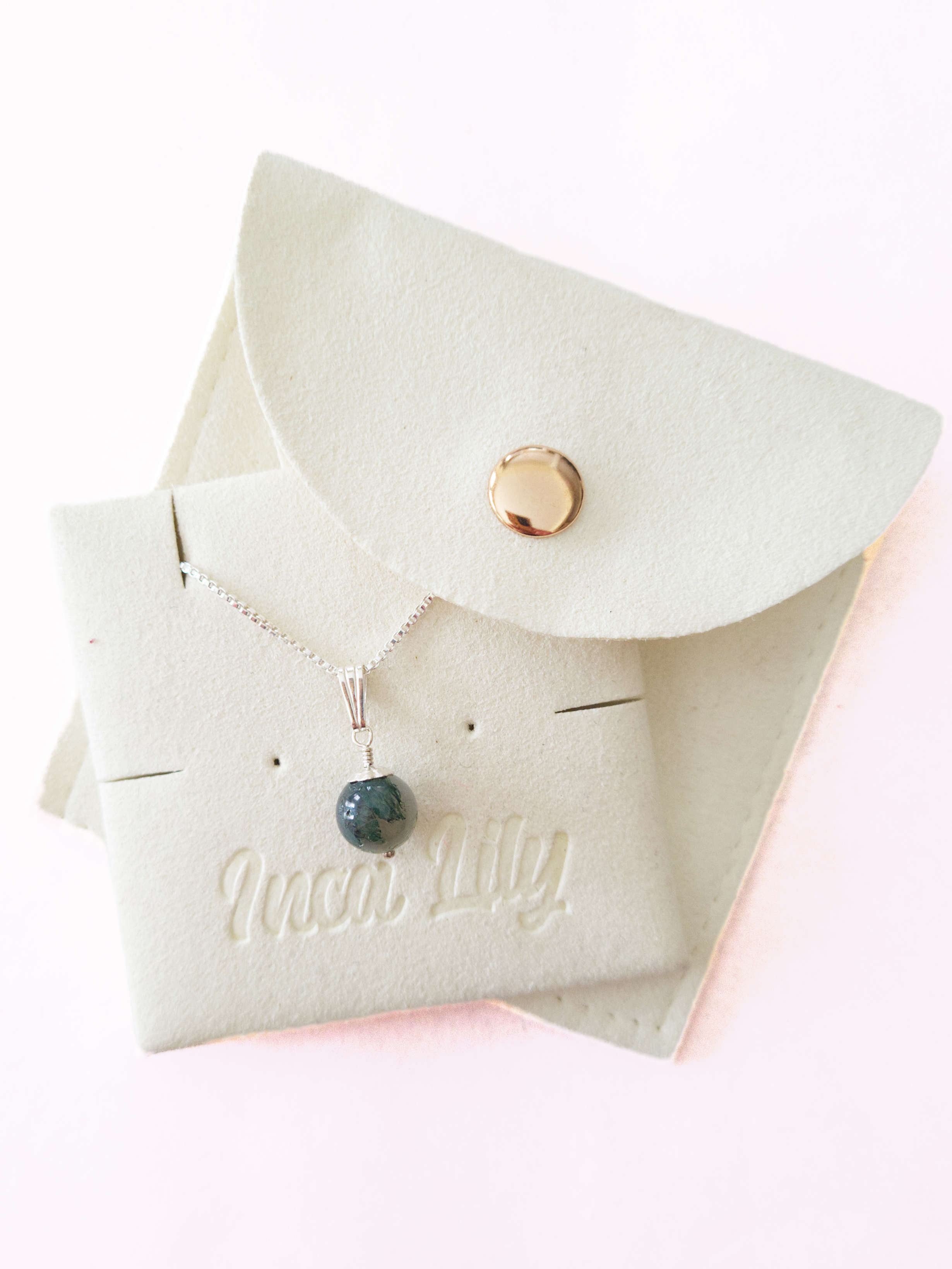 Elegant Gemstone Pendant Necklace