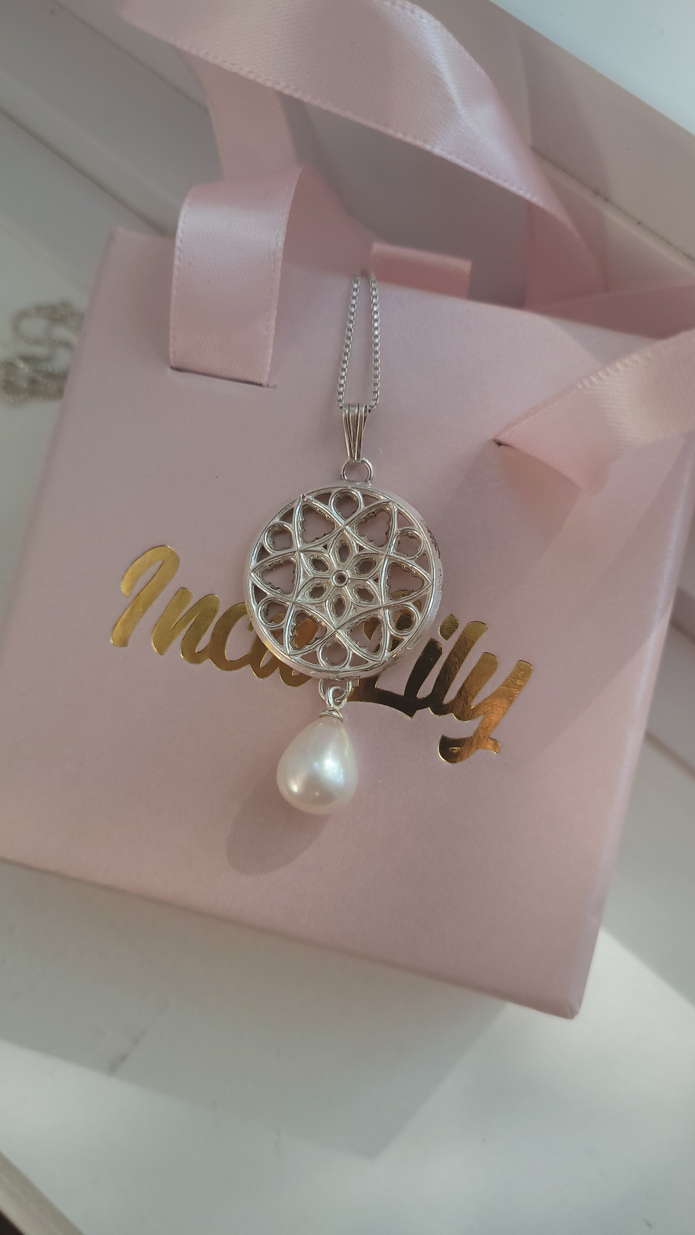 Pearl Cathedral Rose